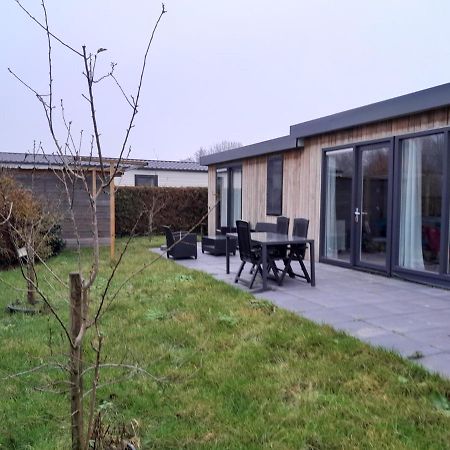 Luxe 5 Persoons Bungalow Op Rustig Vakantiepark Nabij Leeuwarden Dronrijp Exteriér fotografie