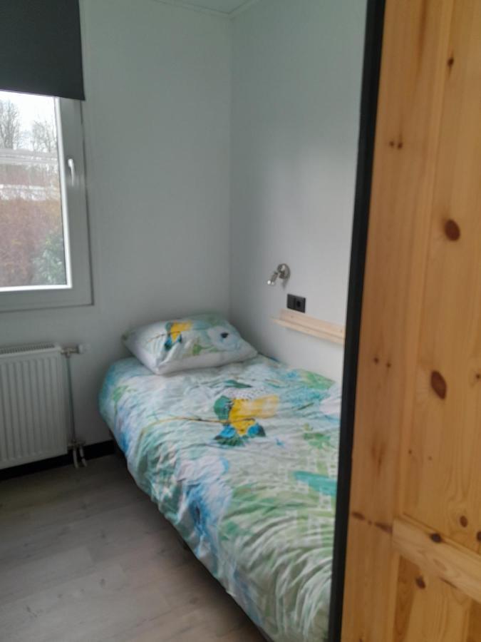 Luxe 5 Persoons Bungalow Op Rustig Vakantiepark Nabij Leeuwarden Dronrijp Exteriér fotografie